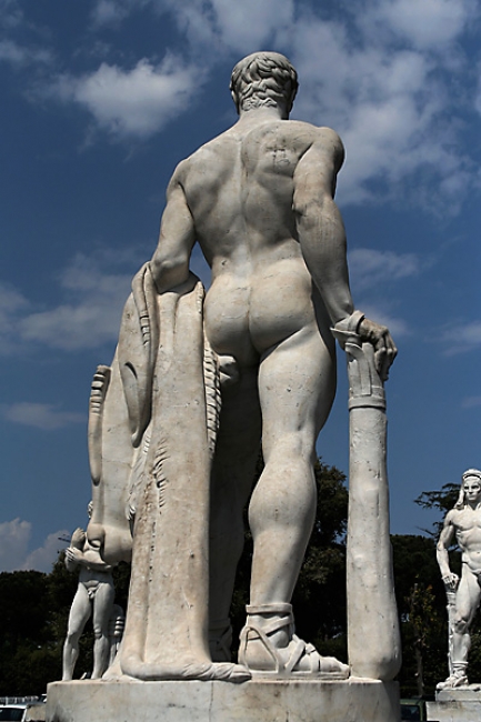 Stadio dei marmi 416